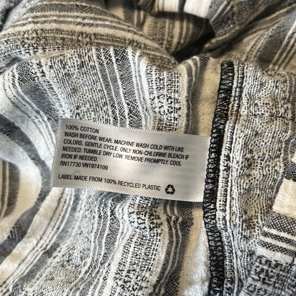 Universal Thread Romper - Picture 4 of 4